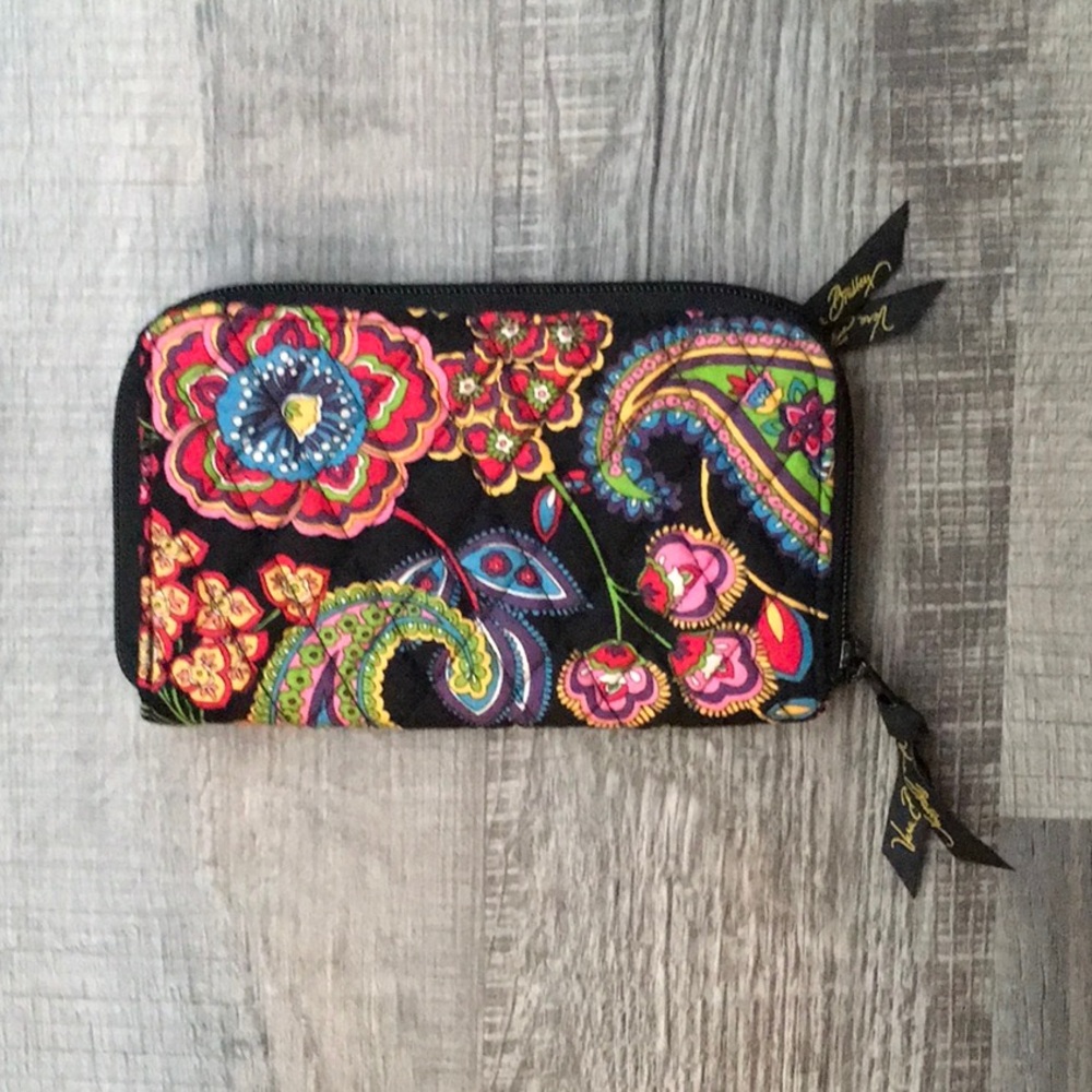 Vera Bradley Symphony in Hue Wallet